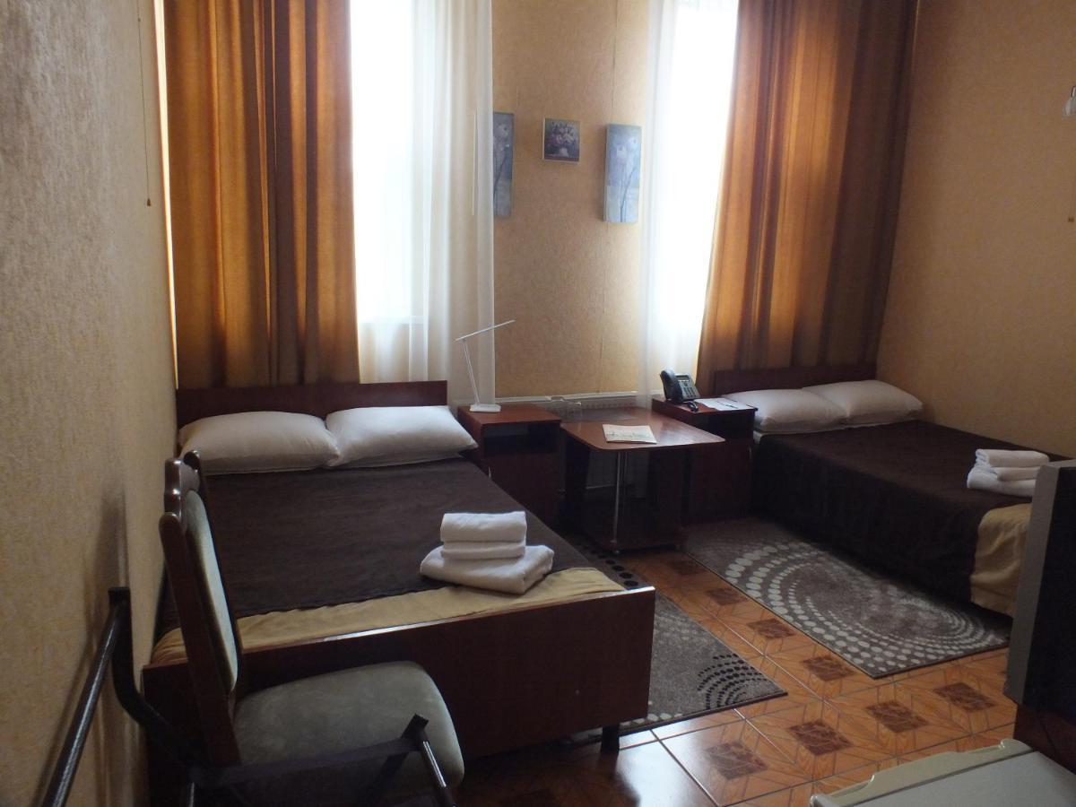 Vorontsovskiy Hotel Melitopolʼ 外观 照片