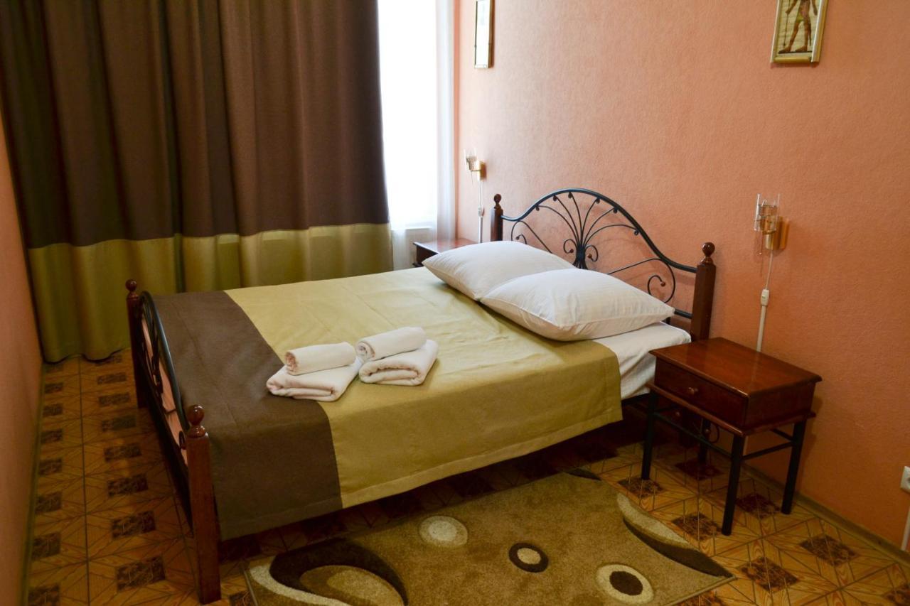 Vorontsovskiy Hotel Melitopolʼ 外观 照片