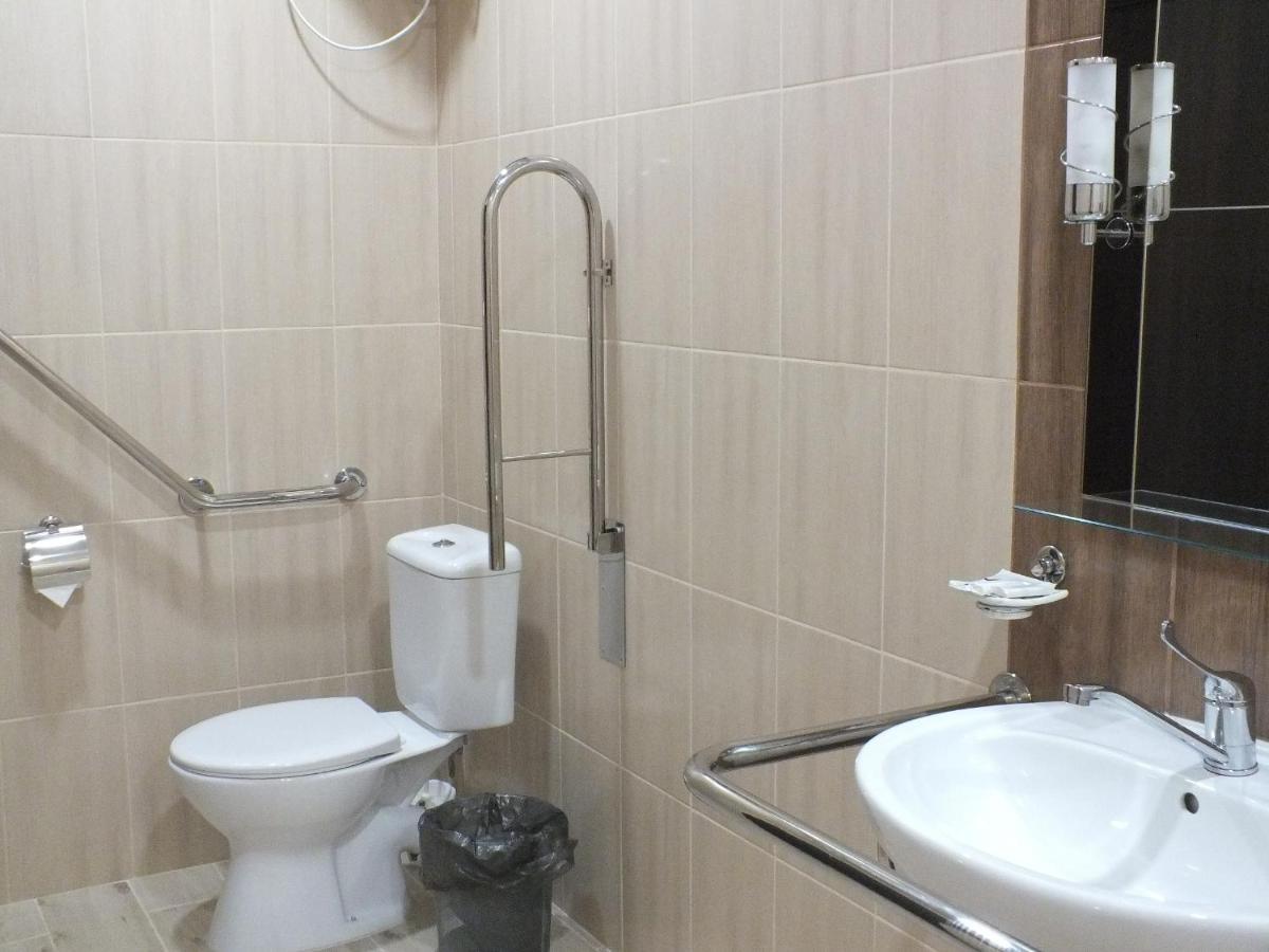 Vorontsovskiy Hotel Melitopolʼ 外观 照片