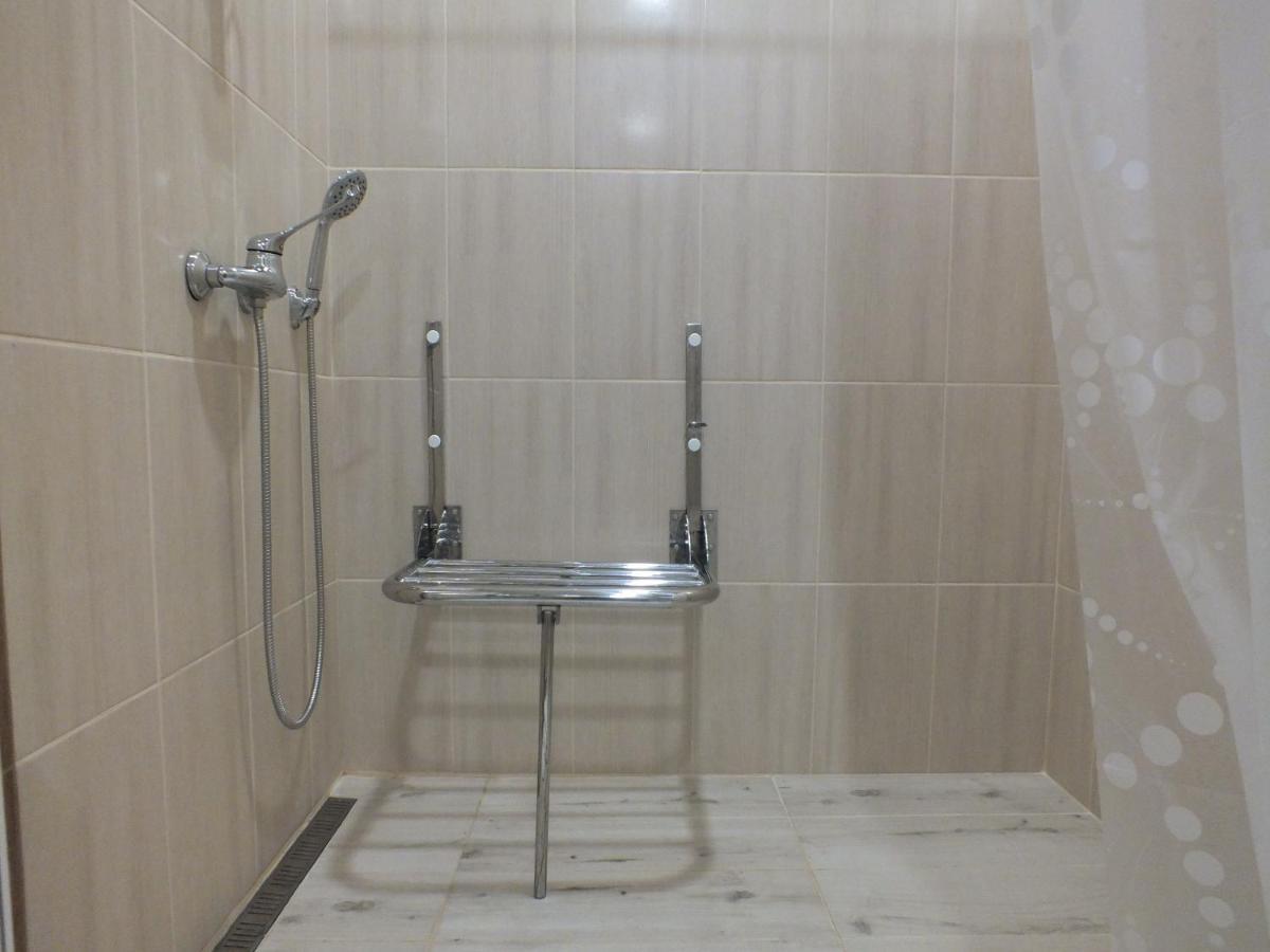 Vorontsovskiy Hotel Melitopolʼ 外观 照片