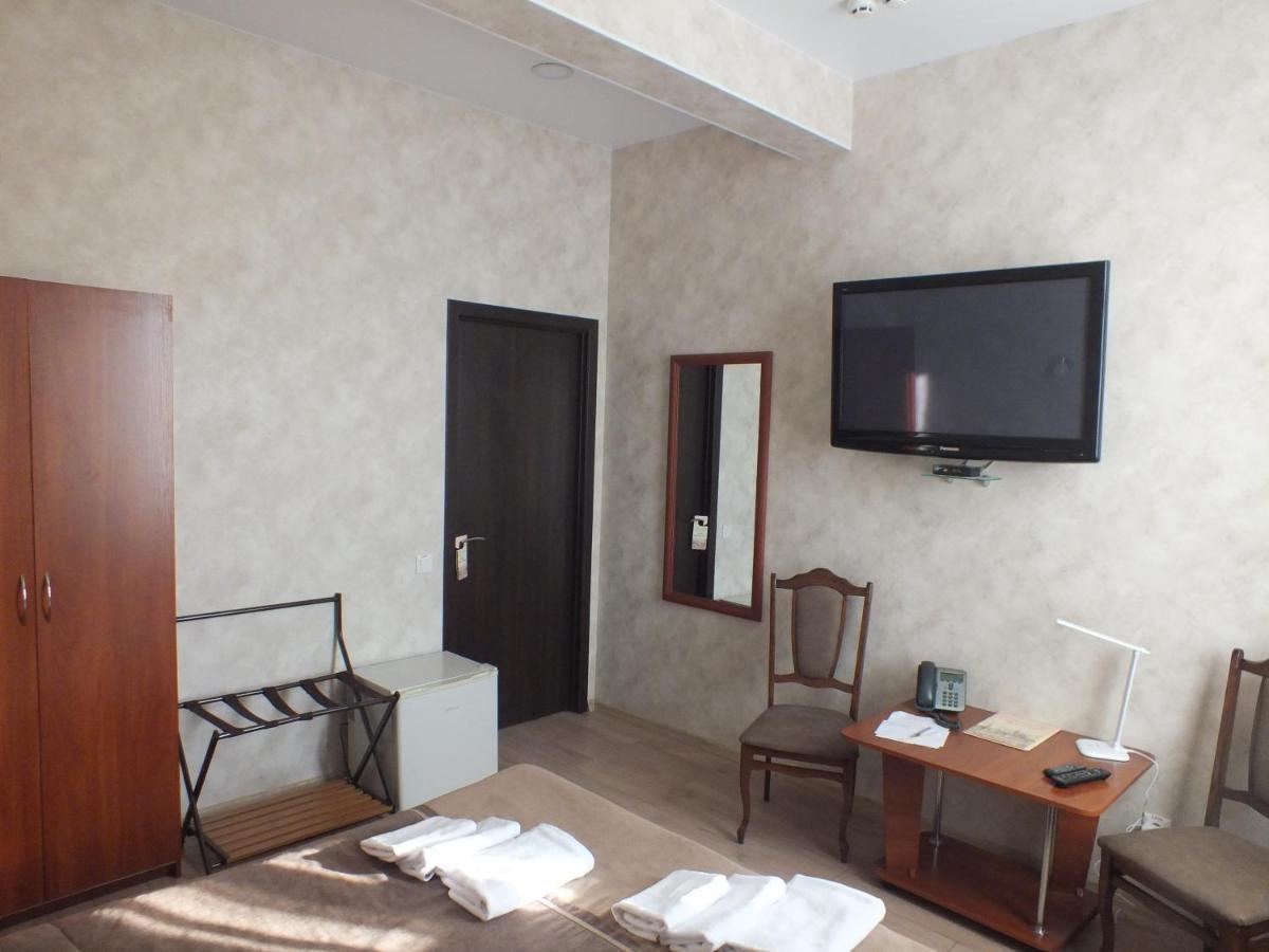 Vorontsovskiy Hotel Melitopolʼ 外观 照片