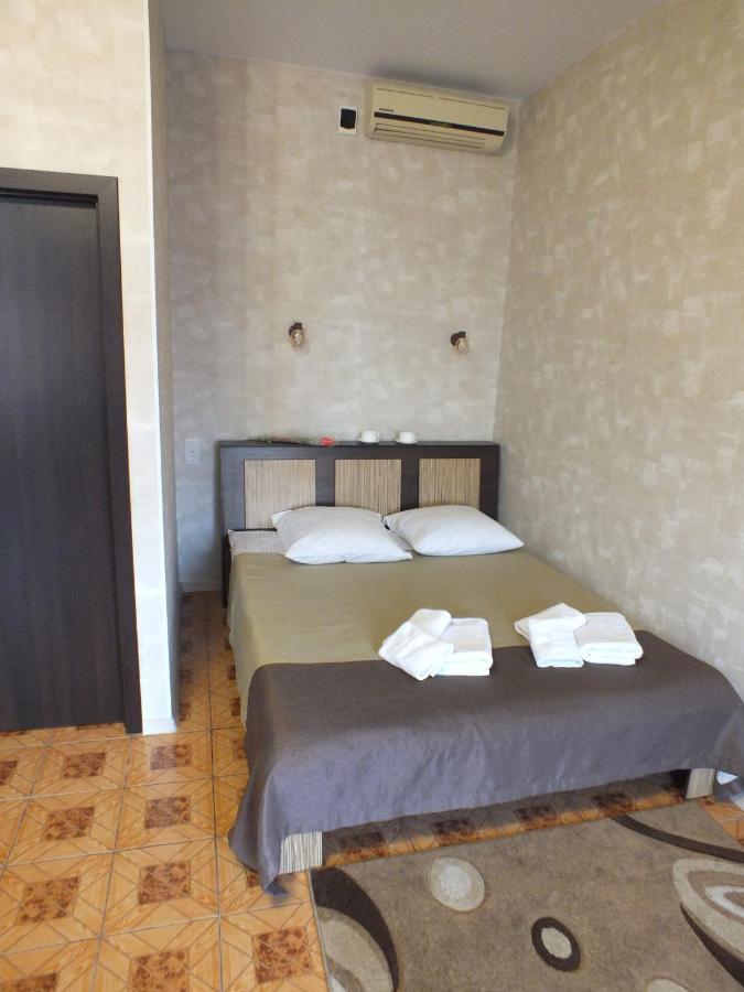 Vorontsovskiy Hotel Melitopolʼ 外观 照片