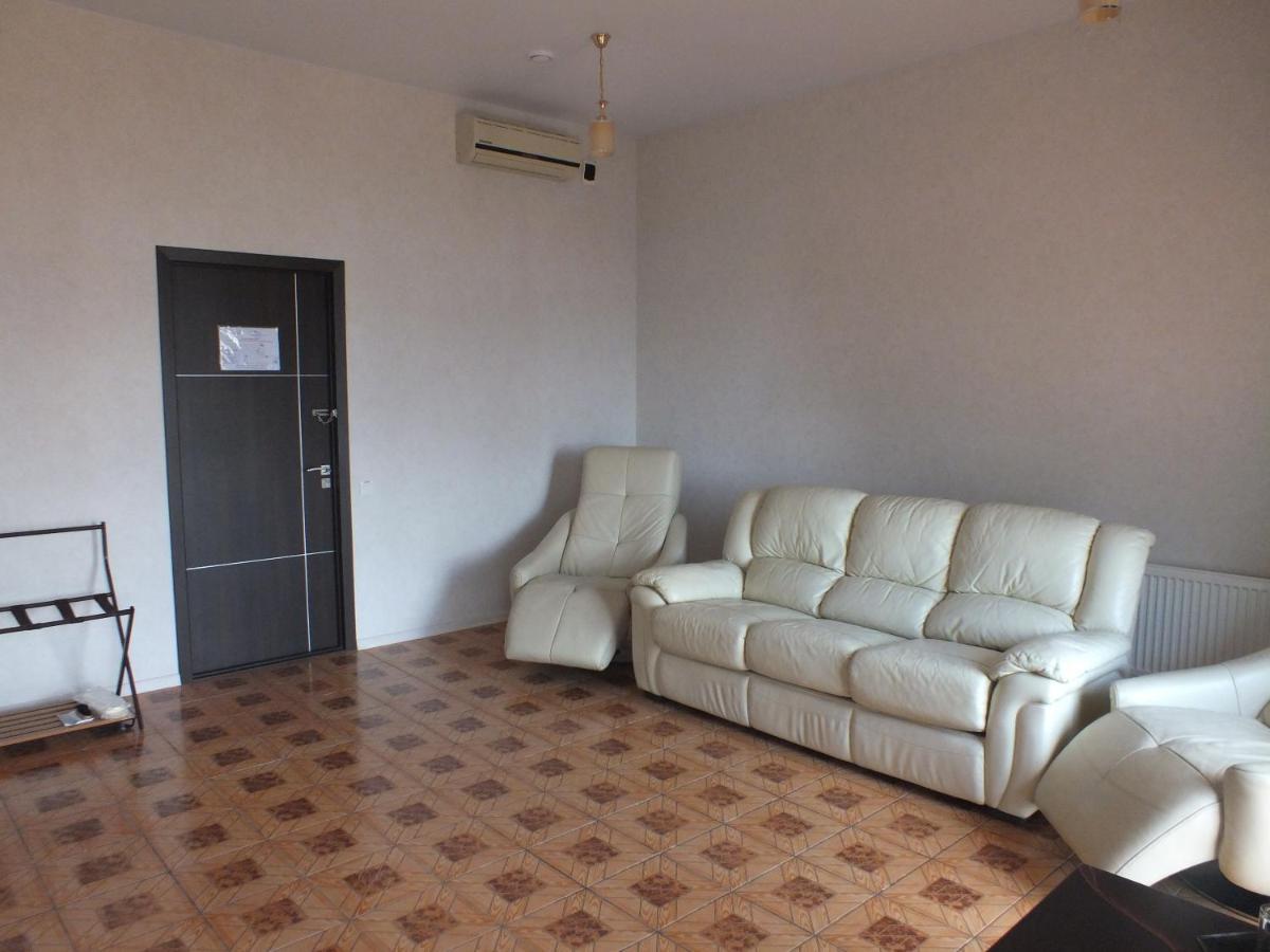Vorontsovskiy Hotel Melitopolʼ 外观 照片