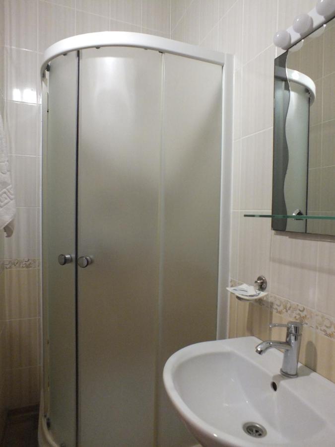 Vorontsovskiy Hotel Melitopolʼ 外观 照片