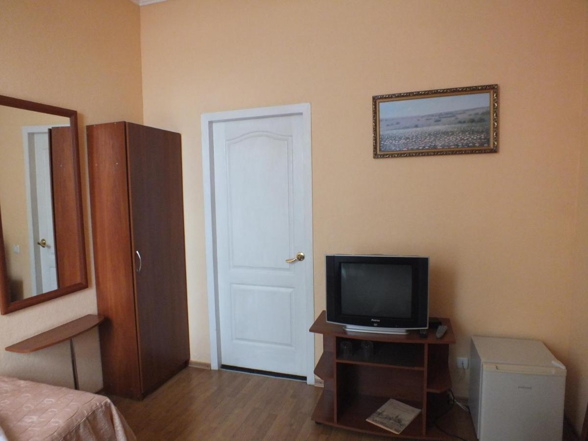 Vorontsovskiy Hotel Melitopolʼ 外观 照片