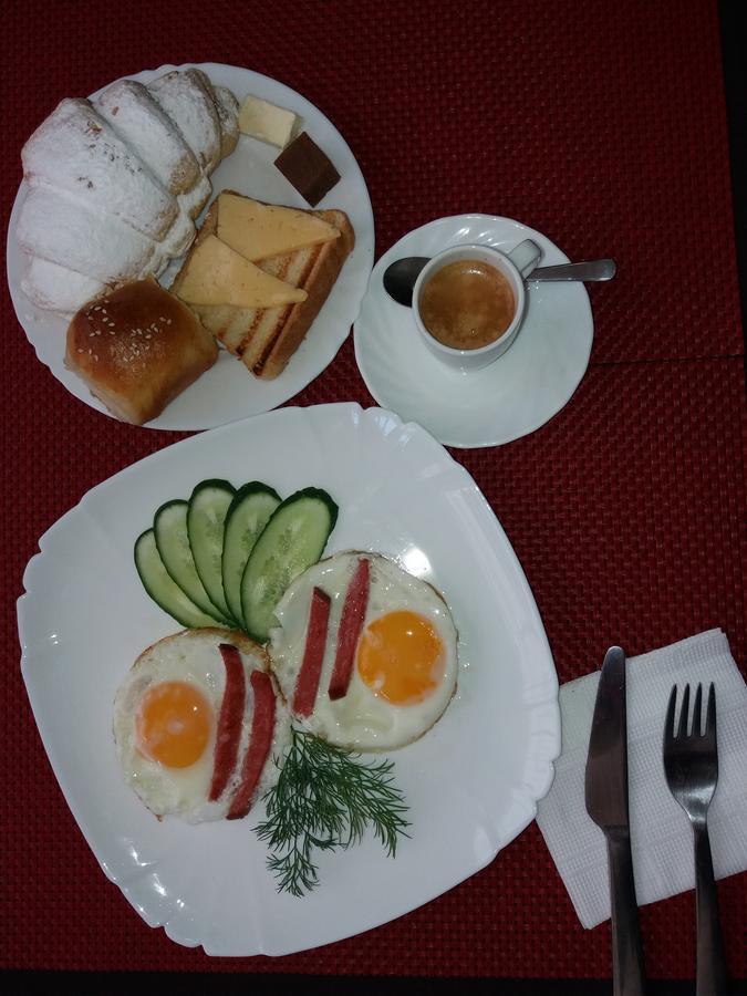 Vorontsovskiy Hotel Melitopolʼ 外观 照片